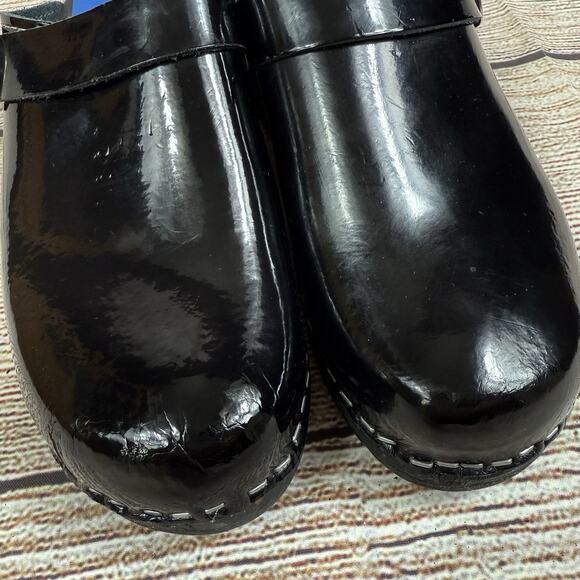 Torpatoffeln Black Patent Leather Cape Clogs Mules Size 36 (5.5/6) Wooden Heel - Picture 5 of 16
